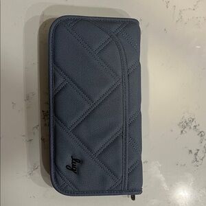 Lug Quilted Wallet in Blue